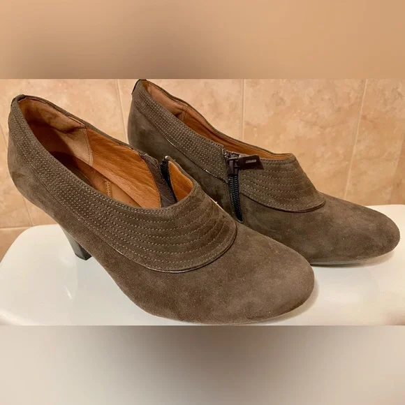 Clarks Shoes Clarks Brown Suede Booties Size 85m Poshmark